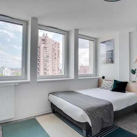 Student Factory Etoile